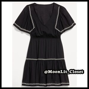📦 Old Navy Waist-Defined Embroidered Mini Dress Black and White Plus Size 4X